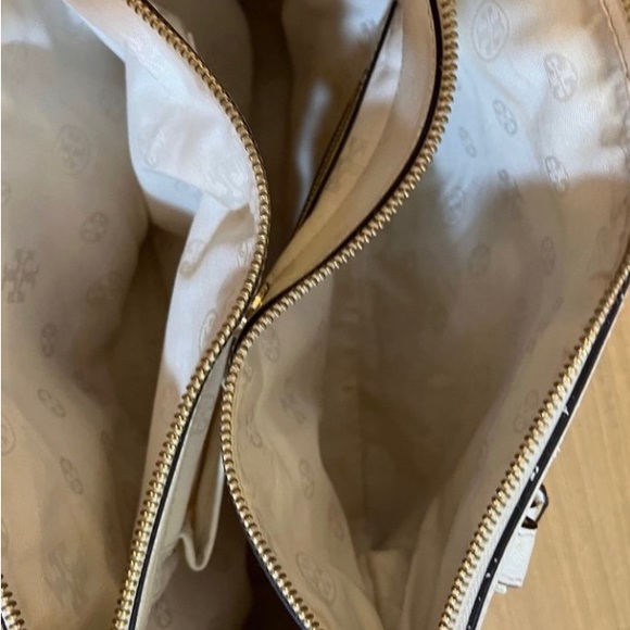 COPY - Tory Burch Robinson handbag - Picture 9 of 10